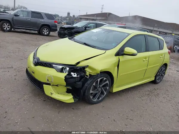 JTNKARJE9HJ549380 2017 TOYOTA COROLLA - Image 2