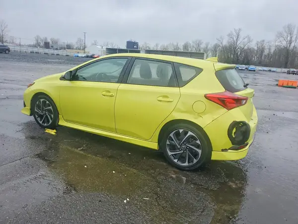 JTNKARJE9JJ553838 2018 TOYOTA COROLLA - Image 2