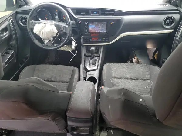 JTNKARJE9JJ554780 2018 TOYOTA COROLLA - Image 8