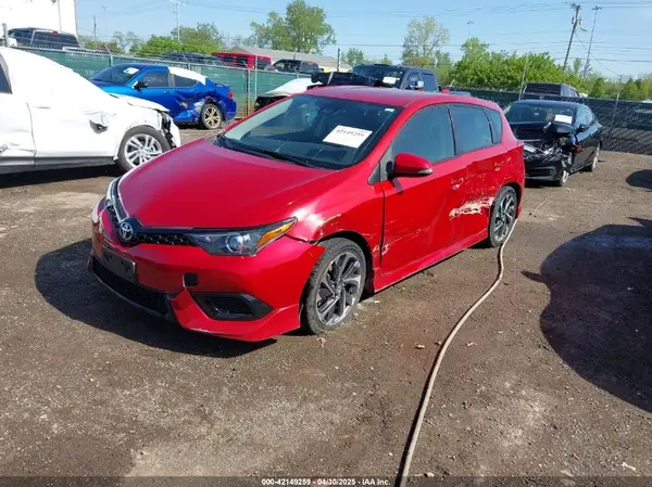 JTNKARJE9JJ556187 2018 TOYOTA COROLLA - Image 2