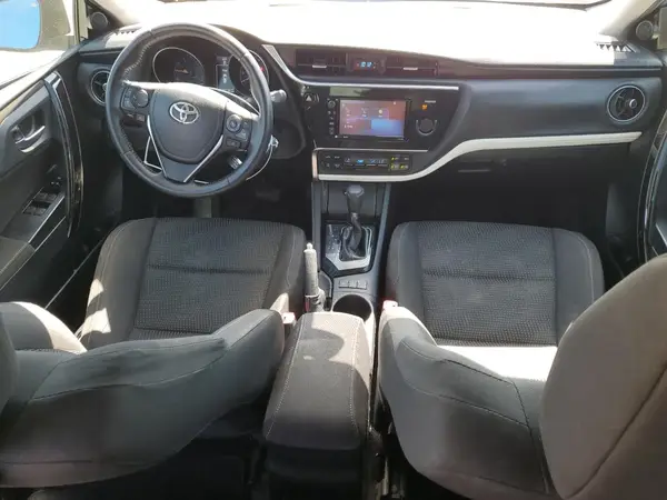 JTNKARJE9JJ564046 2018 TOYOTA COROLLA - Image 8
