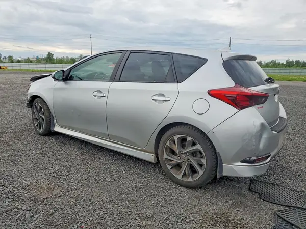 JTNKARJE9JJ568016 2018 TOYOTA COROLLA - Image 2