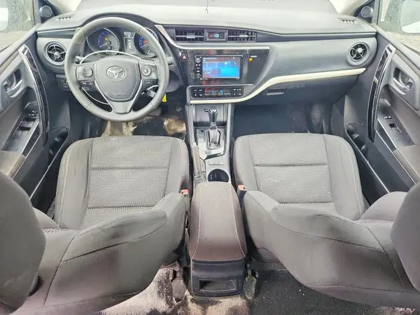 JTNKARJE9JJ568016 2018 TOYOTA COROLLA - Image 8