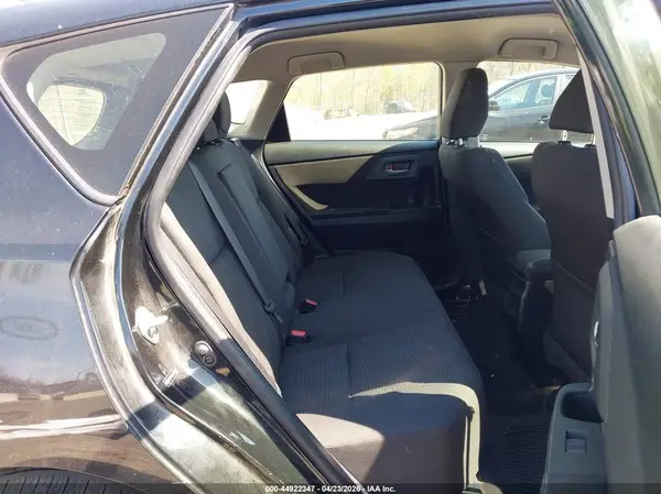 JTNKARJE9JJ568257 2018 TOYOTA COROLLA - Image 8