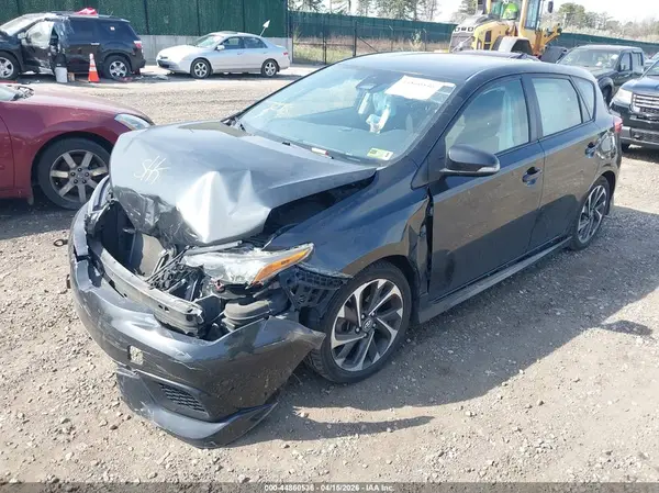 JTNKARJE9JJ569490 2018 TOYOTA COROLLA - Image 2