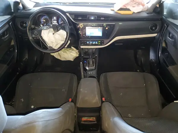 JTNKARJE9JJ569988 2018 TOYOTA COROLLA - Image 8