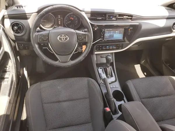 JTNKARJE9JJ572115 2018 TOYOTA COROLLA - Image 8