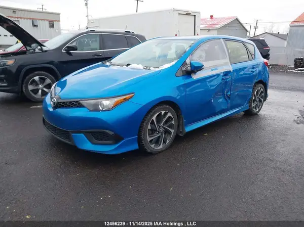 JTNKARJE9JJ575838 2018 TOYOTA COROLLA - Image 2