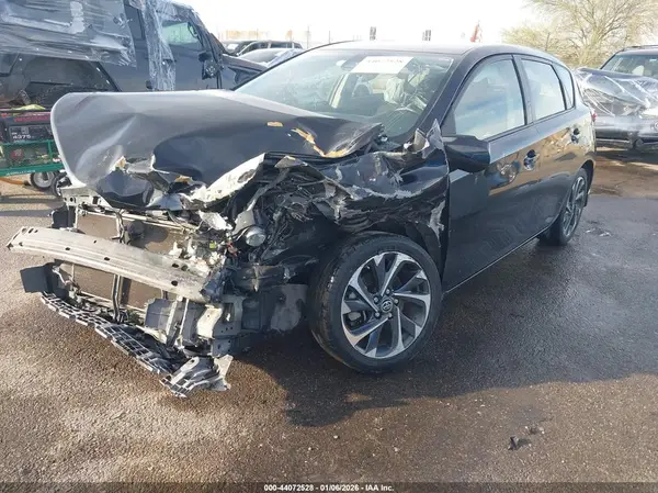 JTNKARJEXJJ553931 2018 TOYOTA COROLLA - Image 2