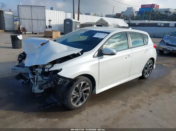 JTNKARJEXJJ560944 2018 TOYOTA COROLLA - Image 2