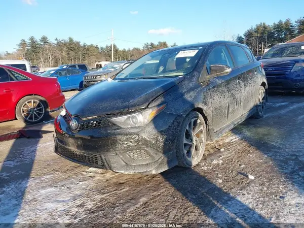 JTNKARJEXJJ566226 2018 TOYOTA COROLLA - Image 2