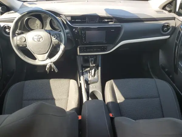 JTNKARJEXJJ567635 2018 TOYOTA COROLLA - Image 8