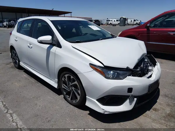 JTNKARJEXJJ575413 2018 TOYOTA COROLLA - Image 1