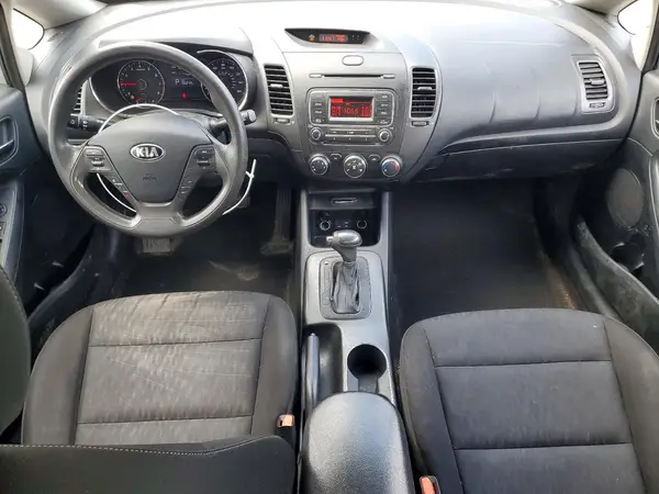 KAFK4A6XG5492254 2016 KIA FORTE - Image 8