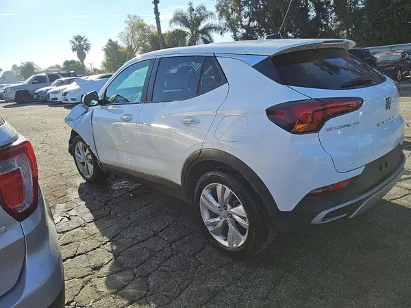 KL4AMBS22RB129856 2024 BUICK ENCORE - Image 2