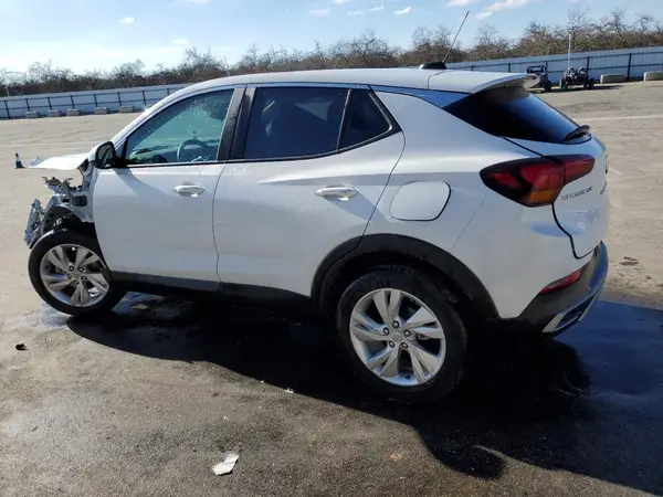 KL4AMBS22RB157947 2024 BUICK ENCORE - Image 2