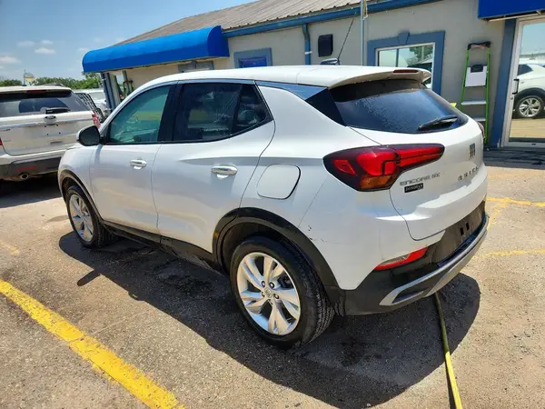 KL4AMBS25RB119550 2024 BUICK ENCORE GX - Image 2