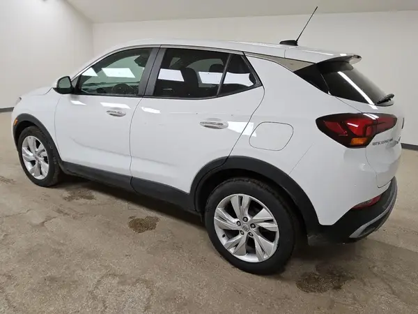 KL4AMBS25RB173026 2024 BUICK ENCORE GX - Image 2