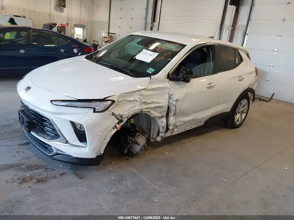 KL4AMBS26RB022146 2024 BUICK ENCORE GX - Image 2