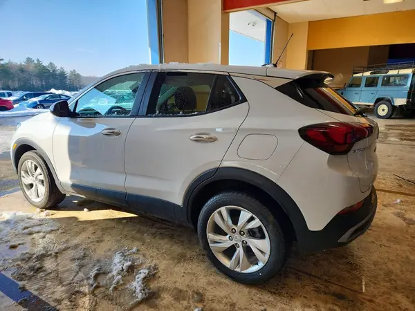 KL4AMBS28RB110745 2024 BUICK ENCORE GX - Image 2