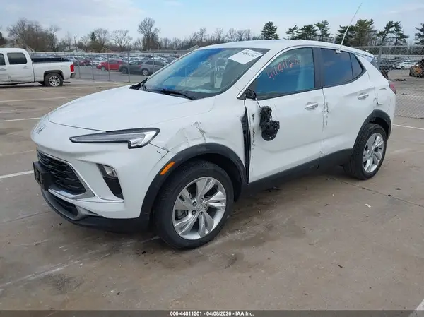 KL4AMBS29RB029897 2024 BUICK ENCORE GX - Image 2