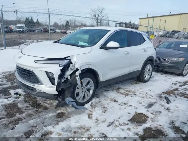 KL4AMBS2XRB036678 2024 BUICK ENCORE GX - Image 2