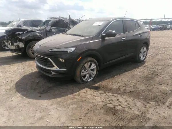 KL4AMBS2XRB039144 2024 BUICK ENCORE GX - Image 2