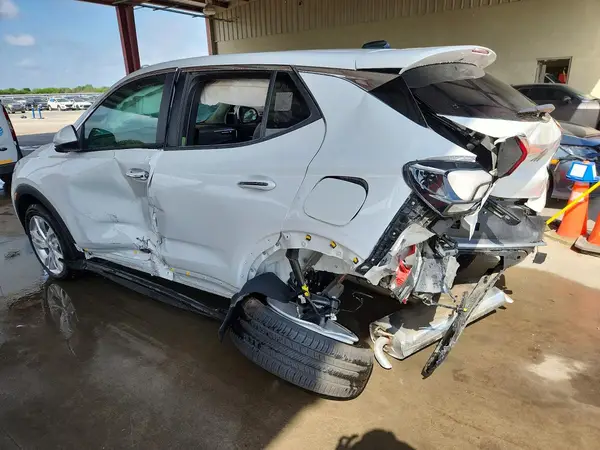 KL4AMBSL1TB107587 2026 BUICK ENCORE - Image 2