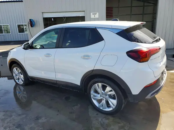 KL4AMBSL2SB183897 2025 BUICK ENCORE - Image 2