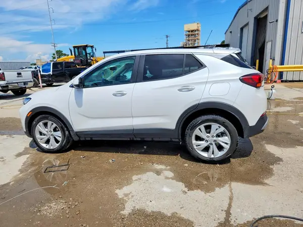 KL4AMBSL5RB190062 2024 BUICK ENCORE GX - Image 2