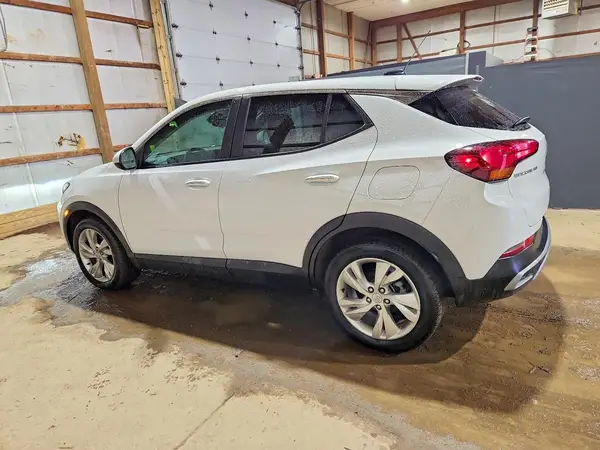 KL4AMBSL7RB109207 2024 BUICK ENCORE - Image 2