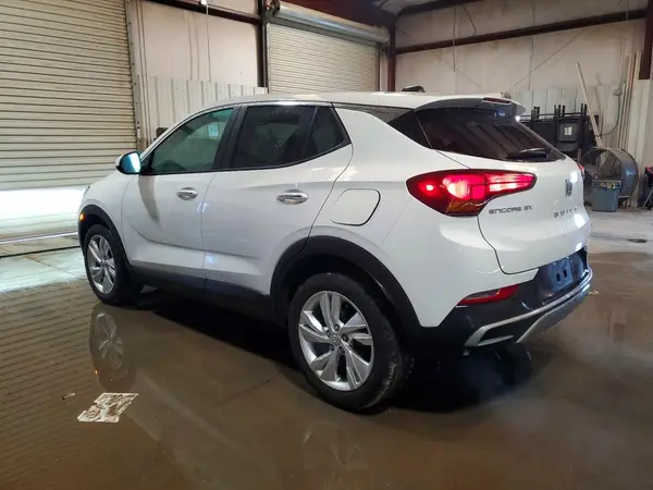 KL4AMBSL8SB195570 2025 BUICK ENCORE - Image 2