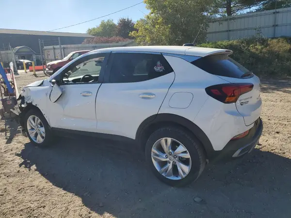 KL4AMBSP3SB022896 2025 BUICK ENCORE - Image 2