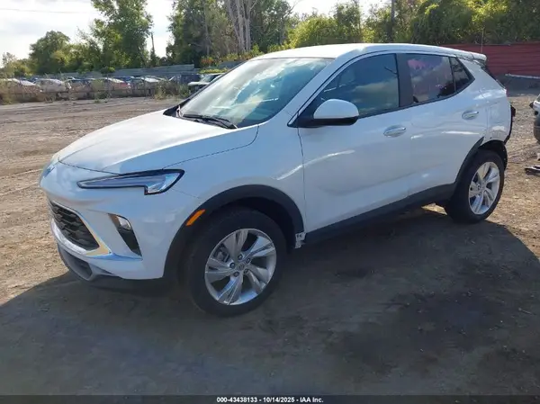 KL4AMCSL5SB007075 2025 BUICK ENCORE GX - Image 2