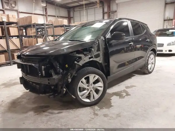 KL4AMCSL7RB002759 2024 BUICK ENCORE GX - Image 2