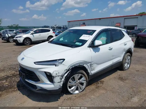 KL4AMCSL9RB097714 2024 BUICK ENCORE GX - Image 2