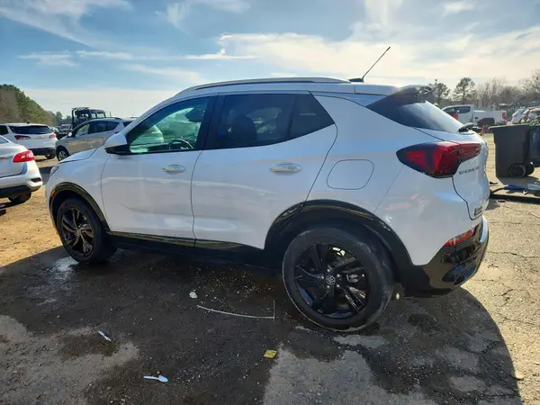 KL4AMDSL9RB132743 2024 BUICK ENCORE - Image 2