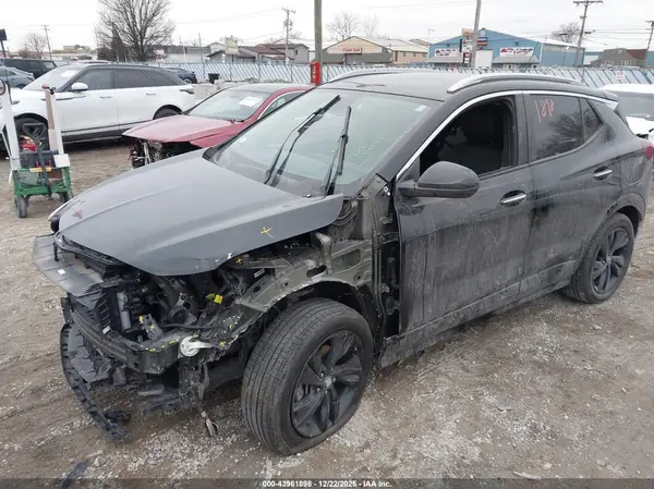 KL4AMESL1RB078067 2024 BUICK ENCORE GX - Image 2