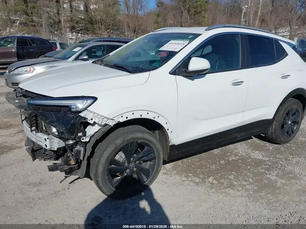 KL4AMESL4RB079536 2024 BUICK ENCORE GX - Image 2