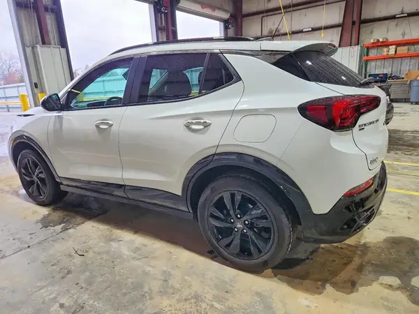 KL4AMESL4RB101132 2024 BUICK ENCORE GX - Image 2