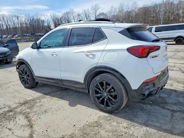 KL4AMESL8RB027357 2024 BUICK ENCORE - Image 2