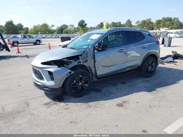 KL4AMESL8RB208698 2024 BUICK ENCORE GX - Image 2