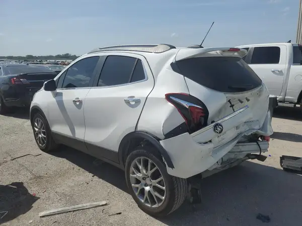 KL4CJ1SB0JB600094 2018 BUICK ENCORE - Image 2