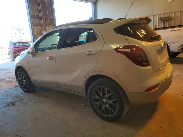 KL4CJ1SB1JB705260 2018 BUICK ENCORE - Image 2