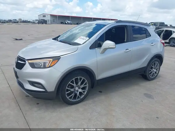 KL4CJ1SB2JB570628 2018 BUICK ENCORE - Image 2