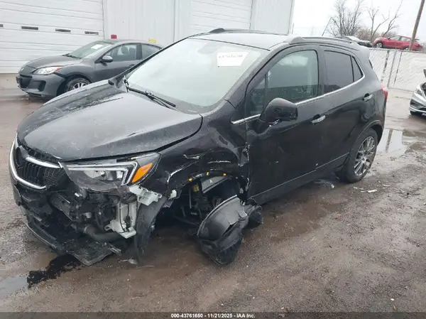 KL4CJ1SB5JB565004 2018 BUICK ENCORE - Image 2