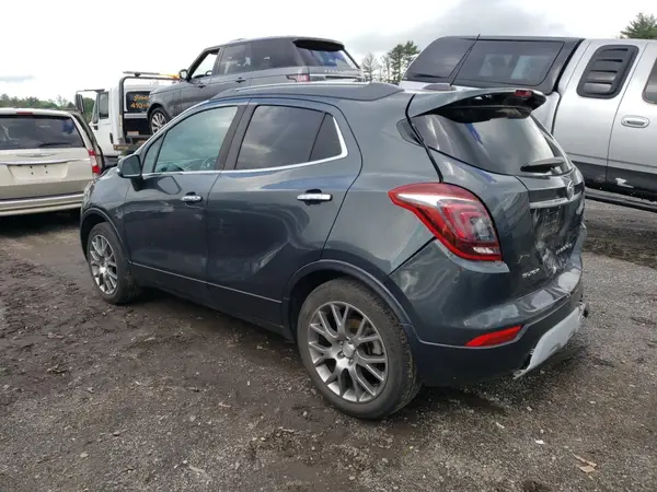 KL4CJ1SB5JB624360 2018 BUICK ENCORE - Image 2