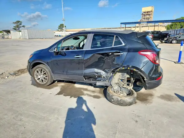 KL4CJ1SB5JB639490 2018 BUICK ENCORE - Image 2