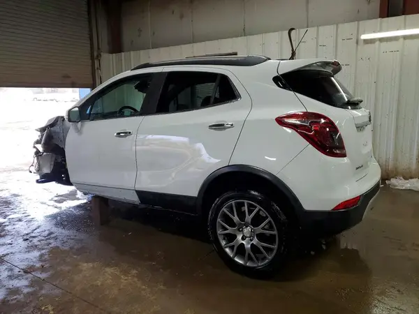 KL4CJ1SB6JB521609 2018 BUICK ENCORE - Image 2