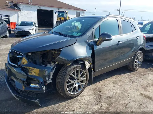 KL4CJ1SB6JB589697 2018 BUICK ENCORE - Image 2